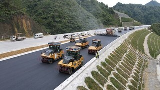 重遵擴容項目路面24標:&ldquo;微創(chuàng)新&rdquo;助力高速公路高質(zhì)量建設(shè)