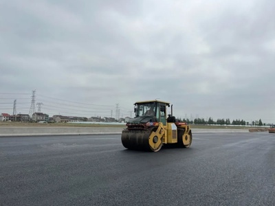 奉賢青年科技工作者:用科技創(chuàng)新為瀝青注入新能量的&ldquo;路面專家&rdquo;